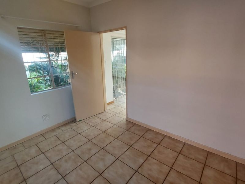Charming 2 Bedroom Garden Cottage in Empangeni - Photo 7