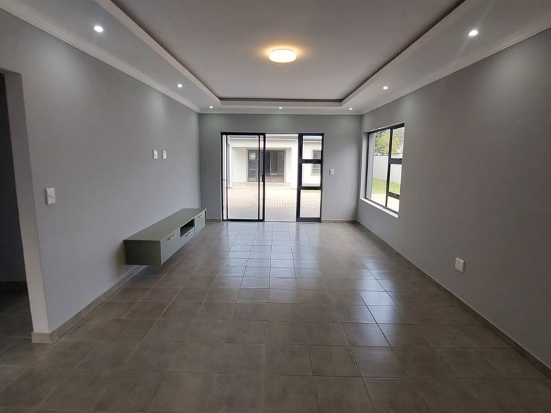 Brand New 2 Bedroom Townhouse To Rent – Kwambonambi - Photo 2