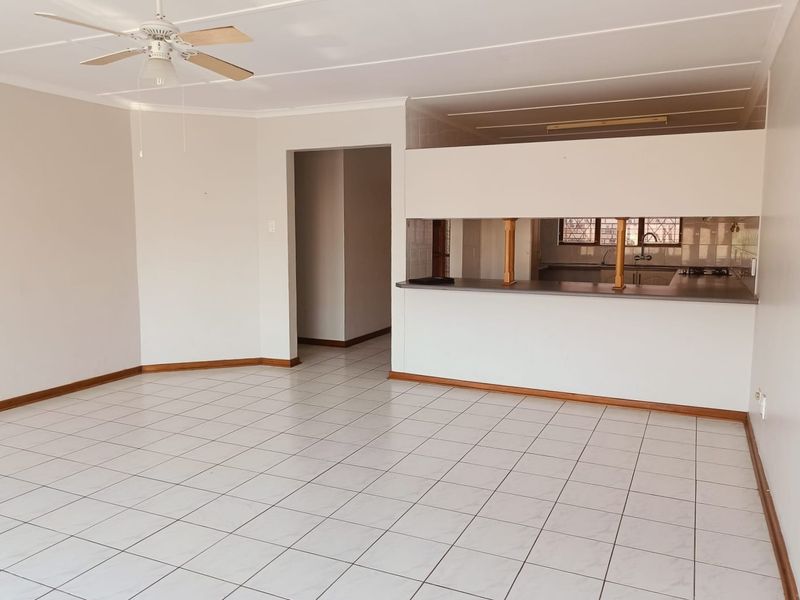 Spacious 3 Bedroom Rental in Secure Mtunzini Complex - Photo 4