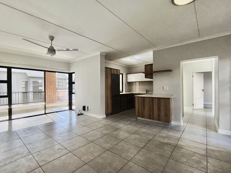 Modern 3-Bedroom Apartment in a Prestigious Lifestyle Estate - Photo 1