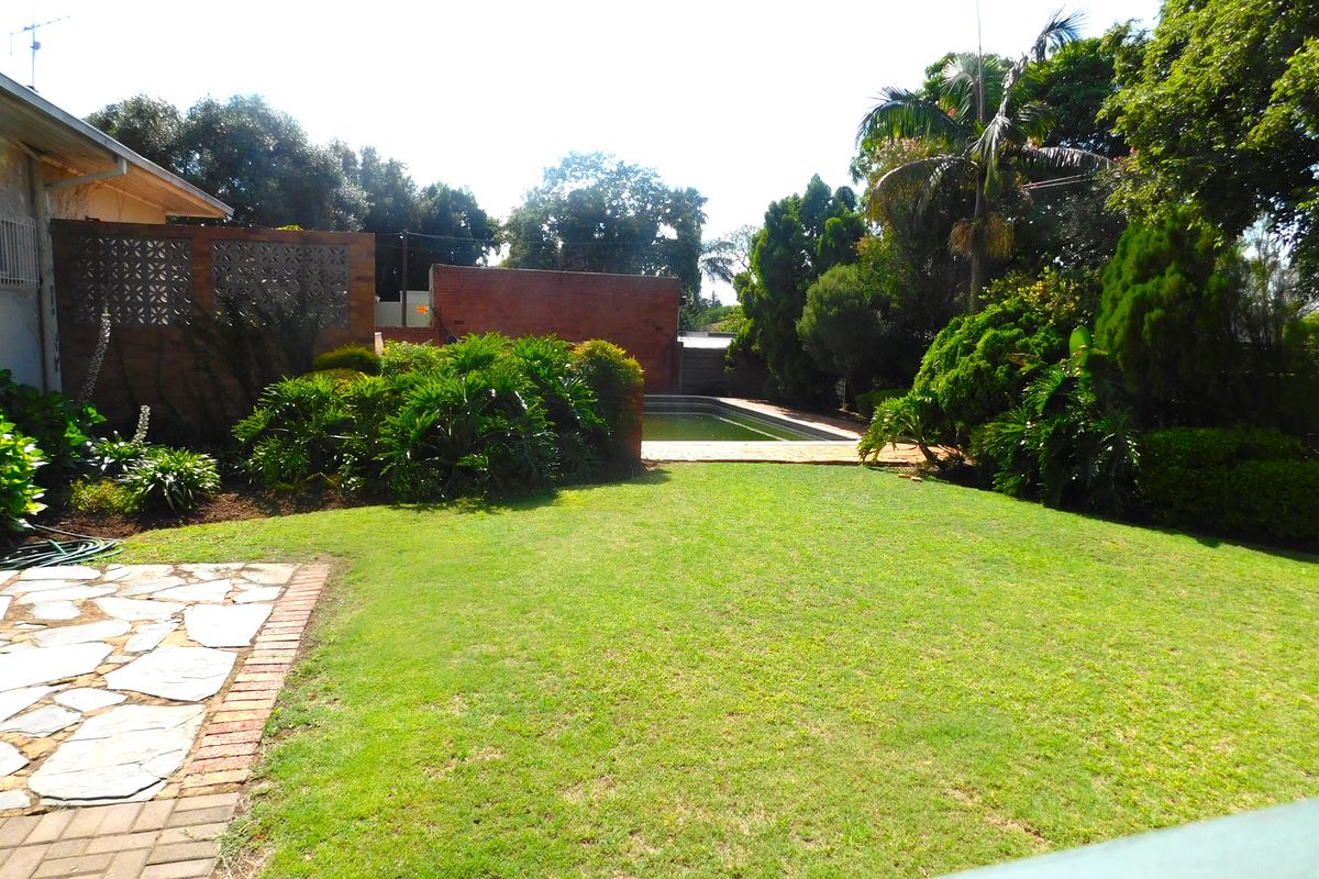 SPACIOUS HOME IN COLBYN - Photo 3