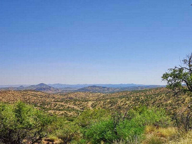 PLOTS FOR SALE - KLEIN AUB ESTATE - WINDHOEK - Photo 1