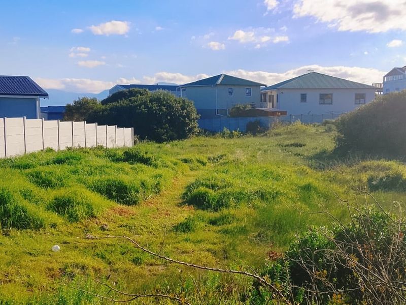 Vacant Stand For Sale in Perlemoenbaai. Build Your Coastal Dream - Photo 1