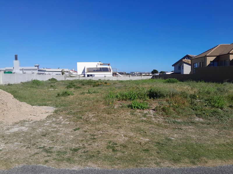 Lovely Vacant Stand in Perlemoenbaai - Photo 2