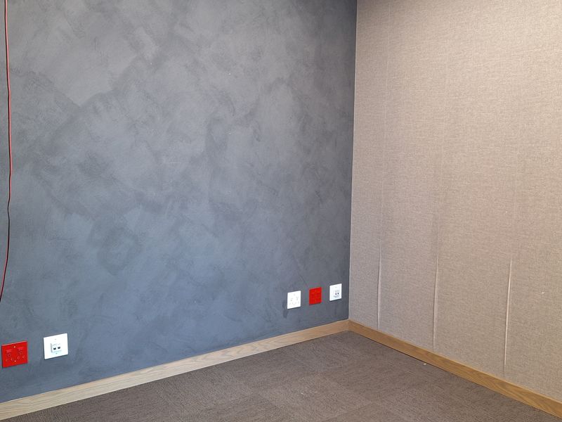 552 sqm FULLY FITTED OFFICE IN SANDTON CBD - Photo 8