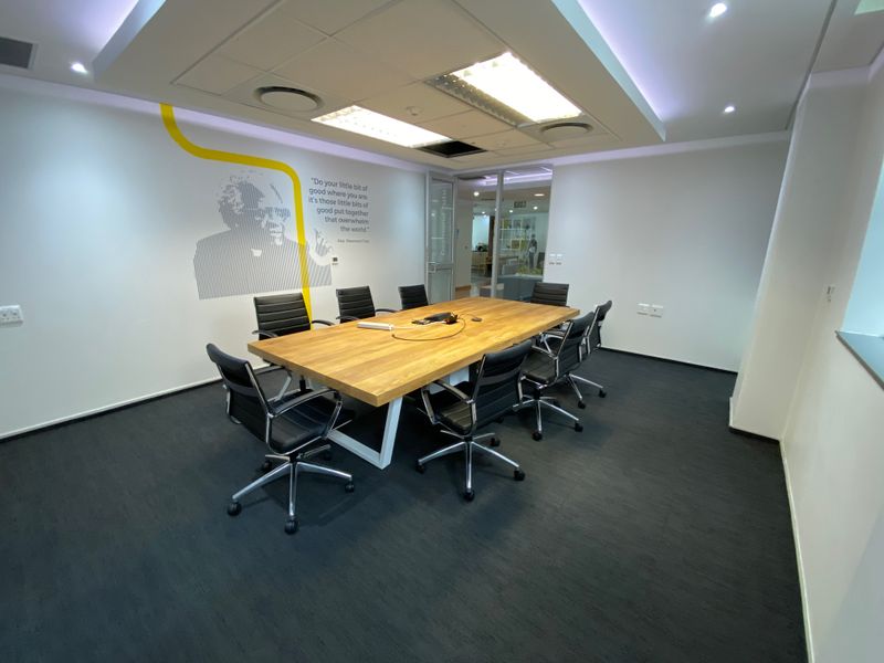 272m2 First Floor Suite to Let in Fourways - Photo 4