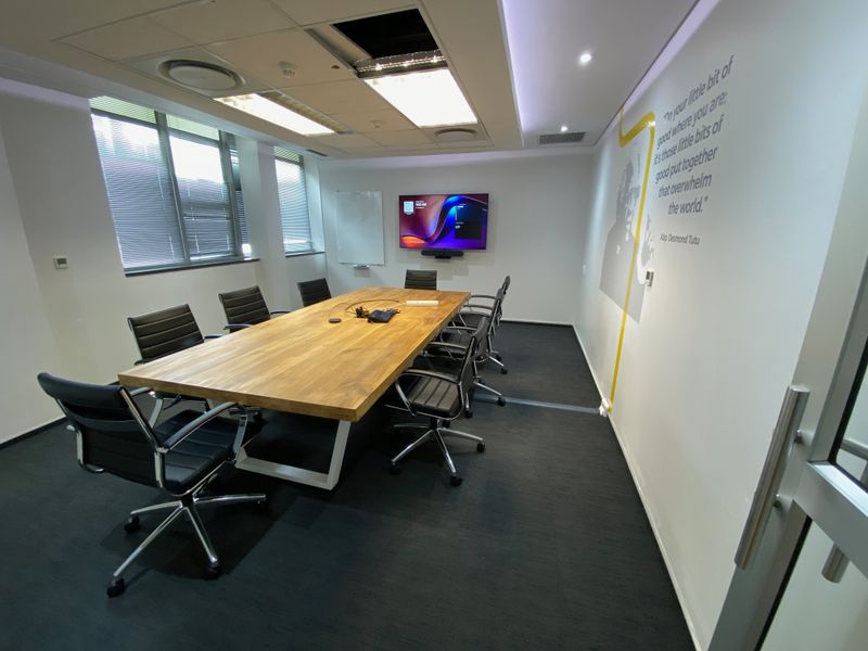 272m2 First Floor Suite to Let in Fourways - Photo 3