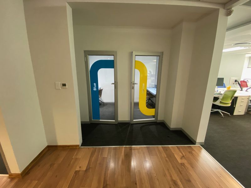 272m2 First Floor Suite to Let in Fourways - Photo 5