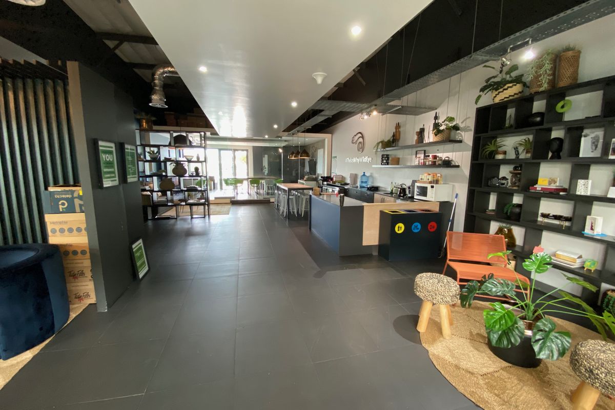 276m2 Second Floor Suite with High-end Fit-out to Let in Fourways - Photo 4