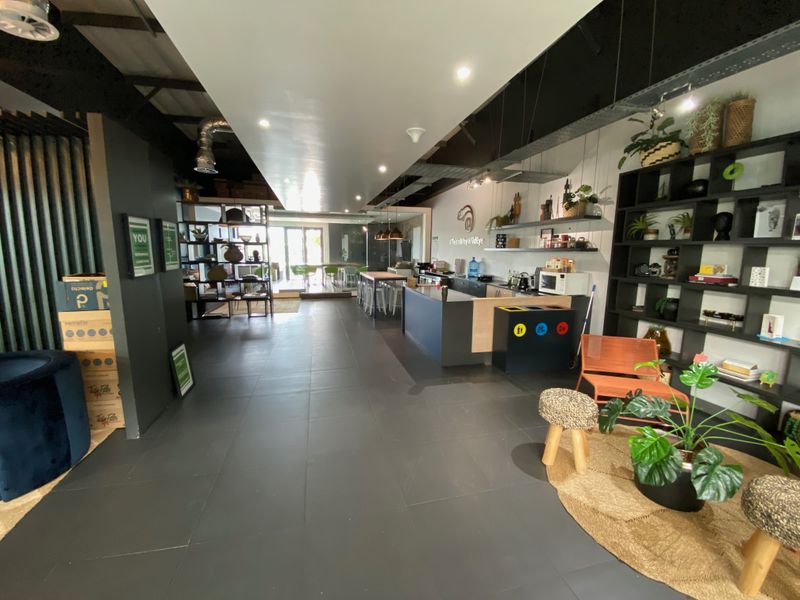 276m2 Second Floor Suite with High-end Fit-out to Let in Fourways - Photo 4