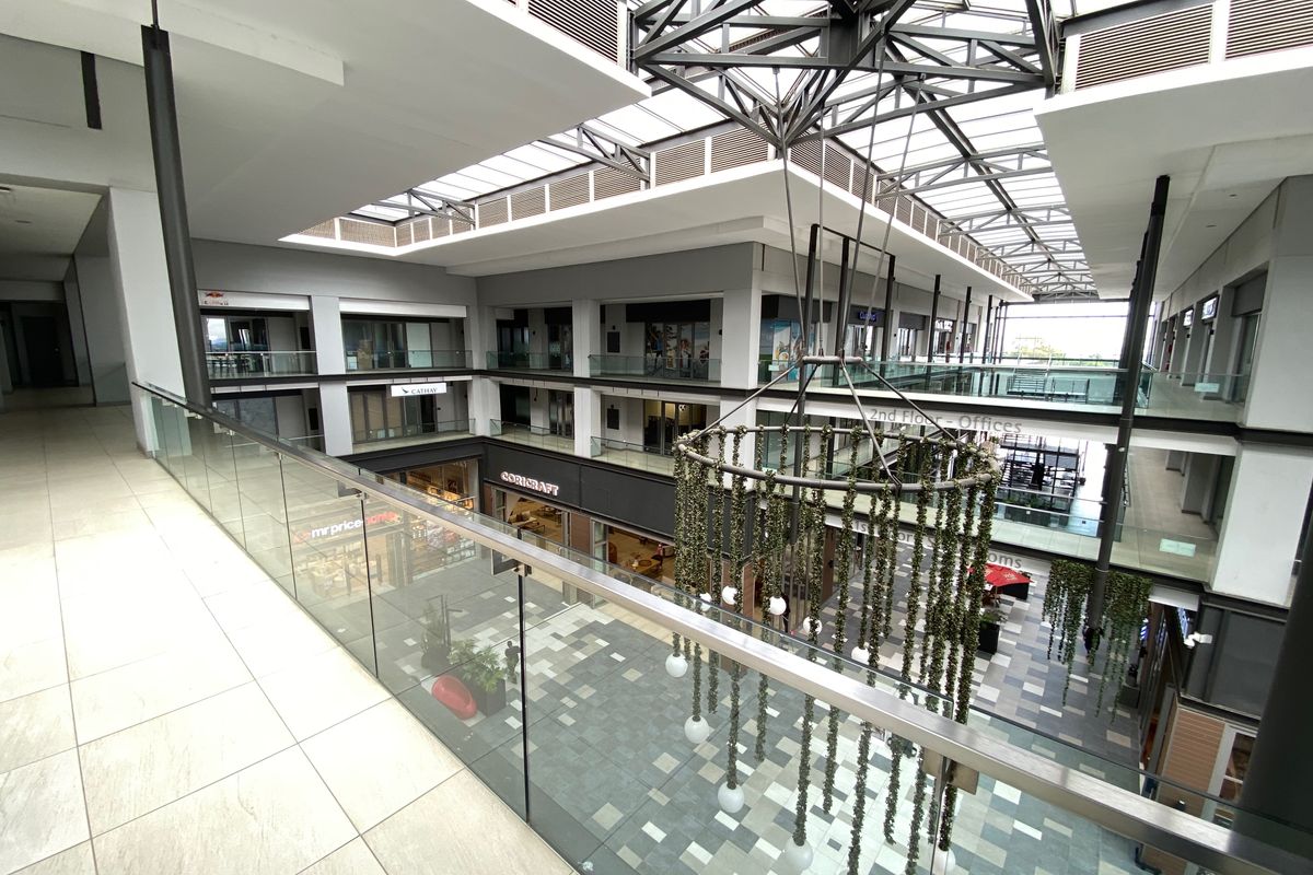 276m2 Second Floor Suite with High-end Fit-out to Let in Fourways - Photo 3