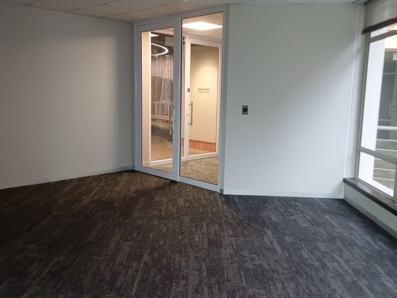 269.08sqm P-GRADE OFFICE IN SANDTON CENTRAL - Photo 5