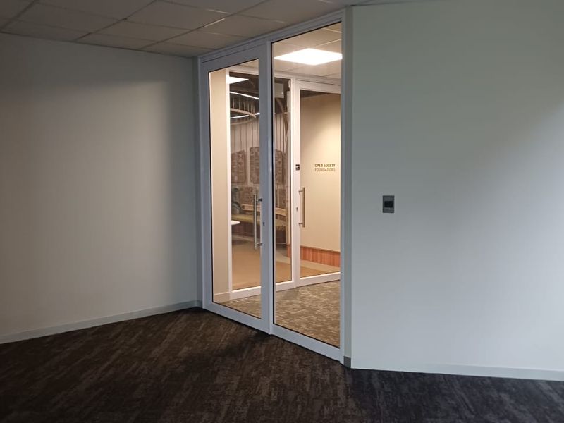 269.08sqm P-GRADE OFFICE IN SANDTON CENTRAL - Photo 2