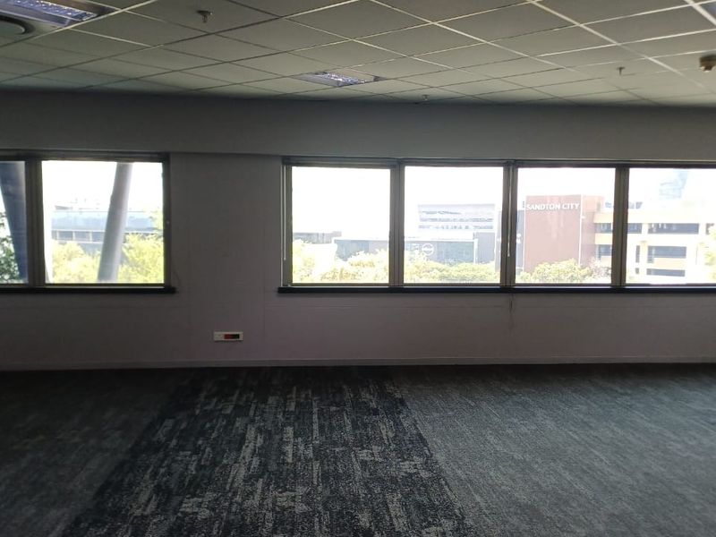 269.08sqm P-GRADE OFFICE IN SANDTON CENTRAL - Photo 4