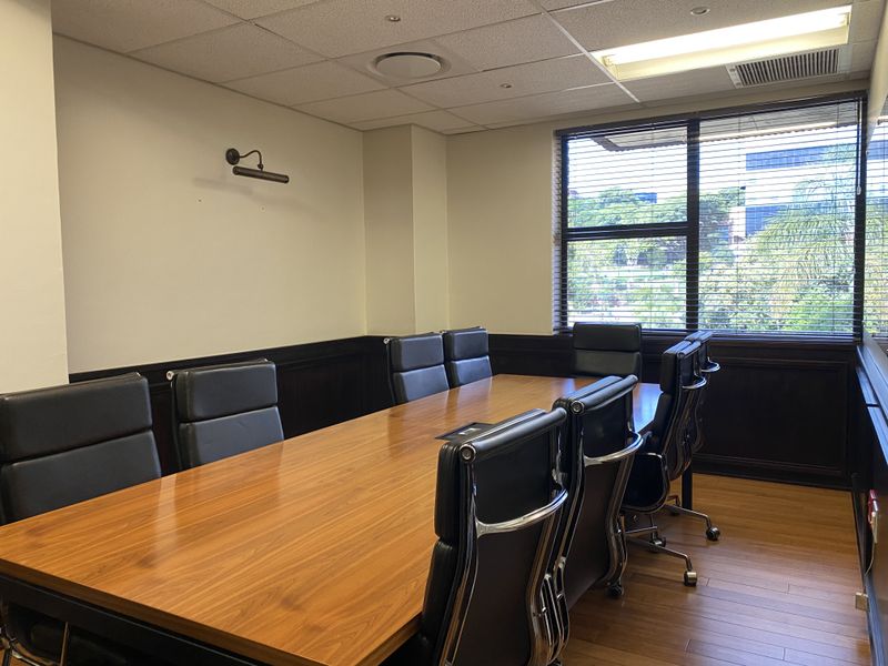 A-grade air-conditioned offices to rent in Rosebank - Photo 7