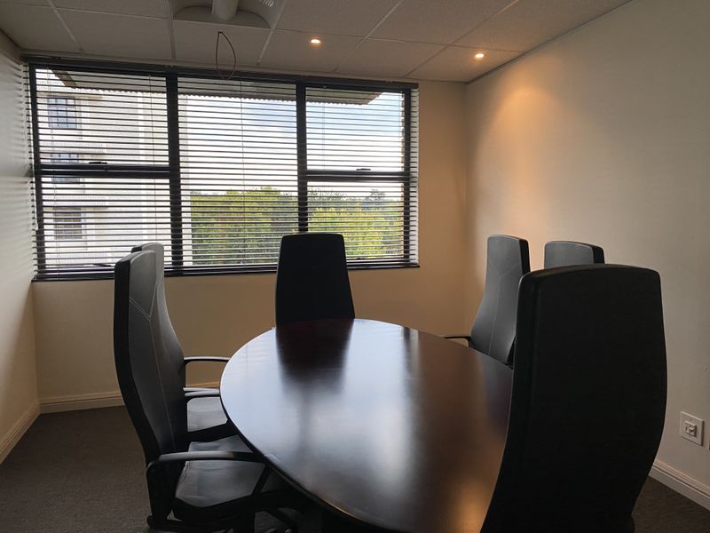A-grade air-conditioned offices to rent in Rosebank - Photo 10