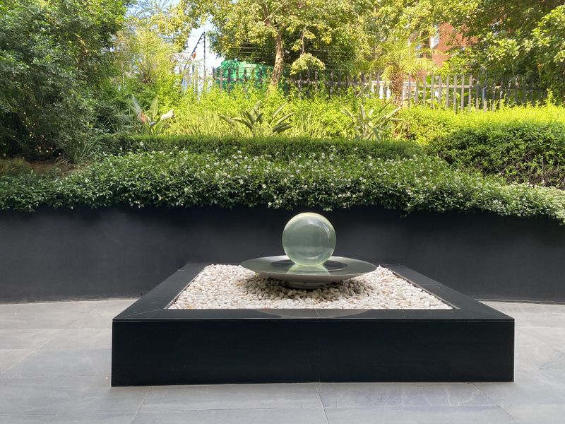 A-grade air-conditioned offices to rent in Rosebank - Photo 6