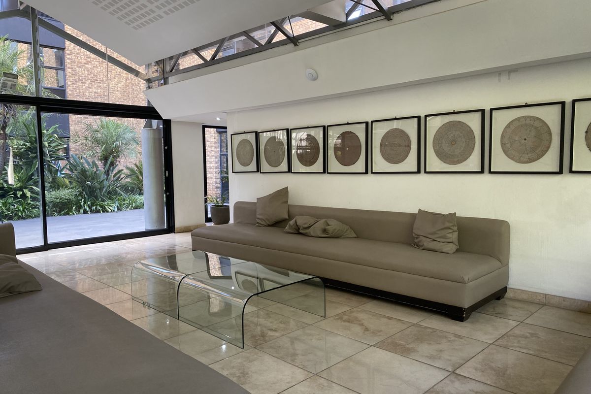 A-grade air-conditioned offices to rent in Rosebank - Photo 5