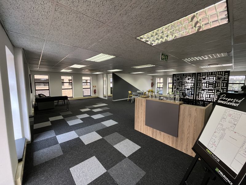 First Floor Unit available - Move in ready - Apply Today - Photo 3