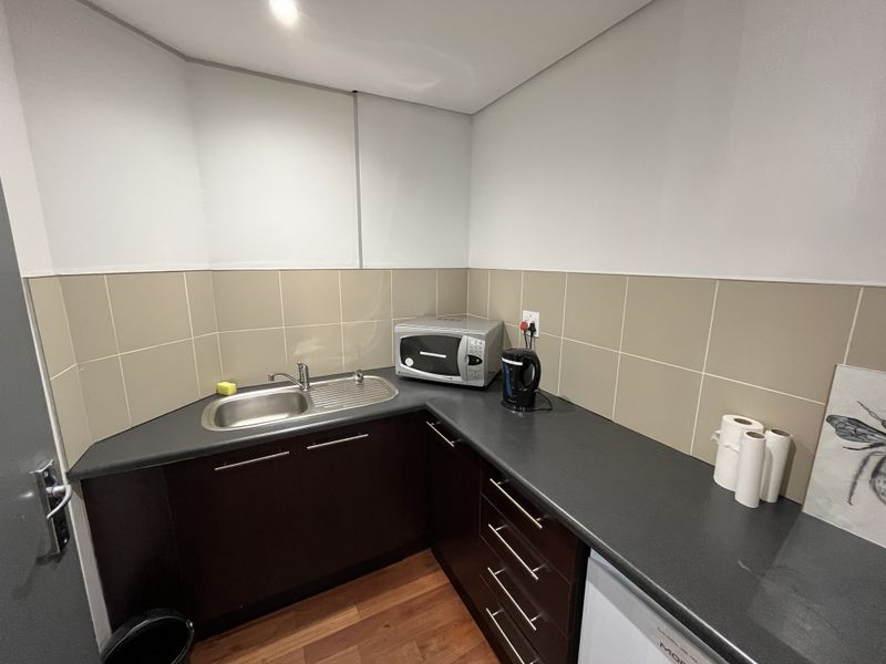 First Floor Unit available - Move in ready - Apply Today - Photo 9