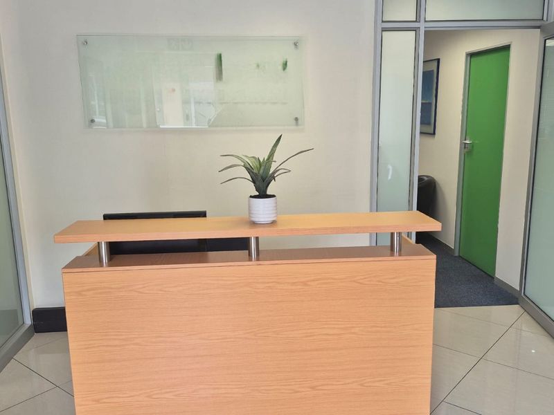 Office suite for sale in sought after business park, Greenstone, Edenvale - Photo 2