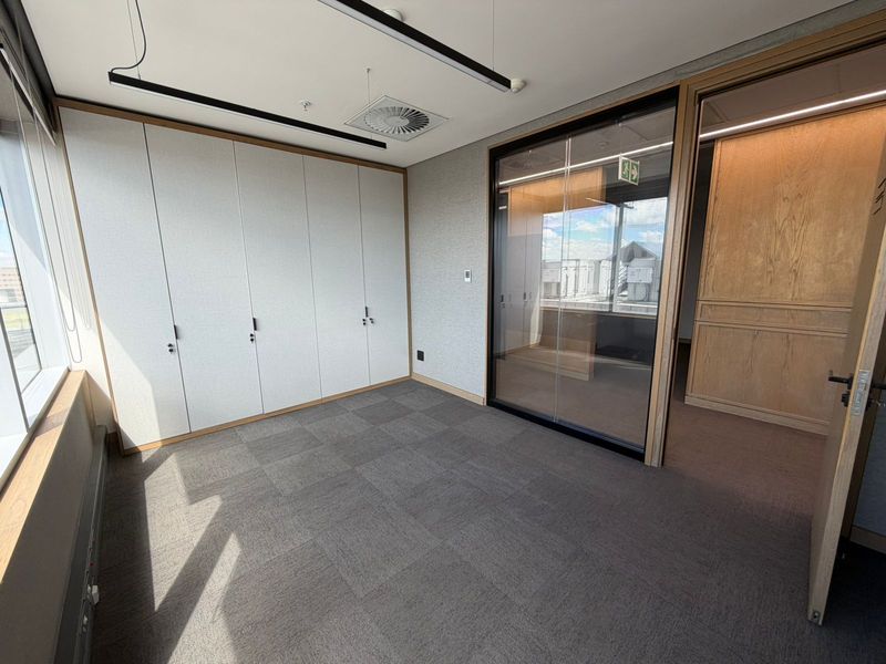 Premium Fitted Office To Let – 552 sqm | 7th Floor | 90 Grayston Drive, Sandton - Photo 8