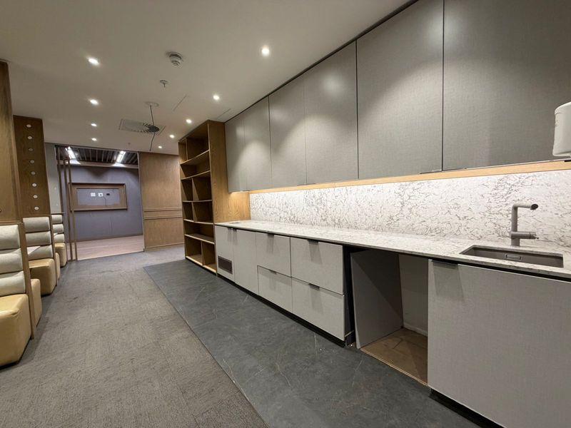 Premium Fitted Office To Let – 552 sqm | 7th Floor | 90 Grayston Drive, Sandton - Photo 3