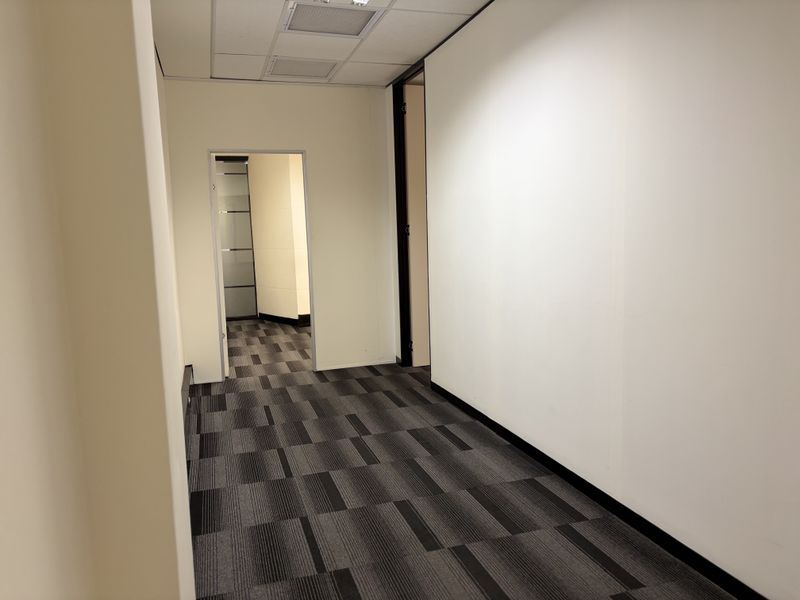Office Suite to rent in secure  complex in Hyde Park - Photo 10