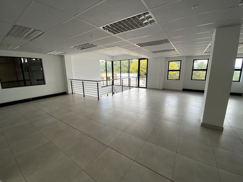 Newly Built Warehouse to Let in Muldersdrift - Photo 8
