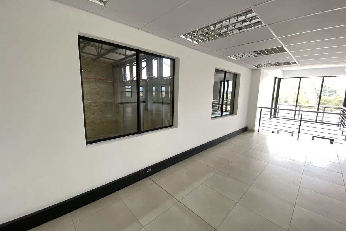 Newly Built Warehouse to Let in Muldersdrift - Photo 4