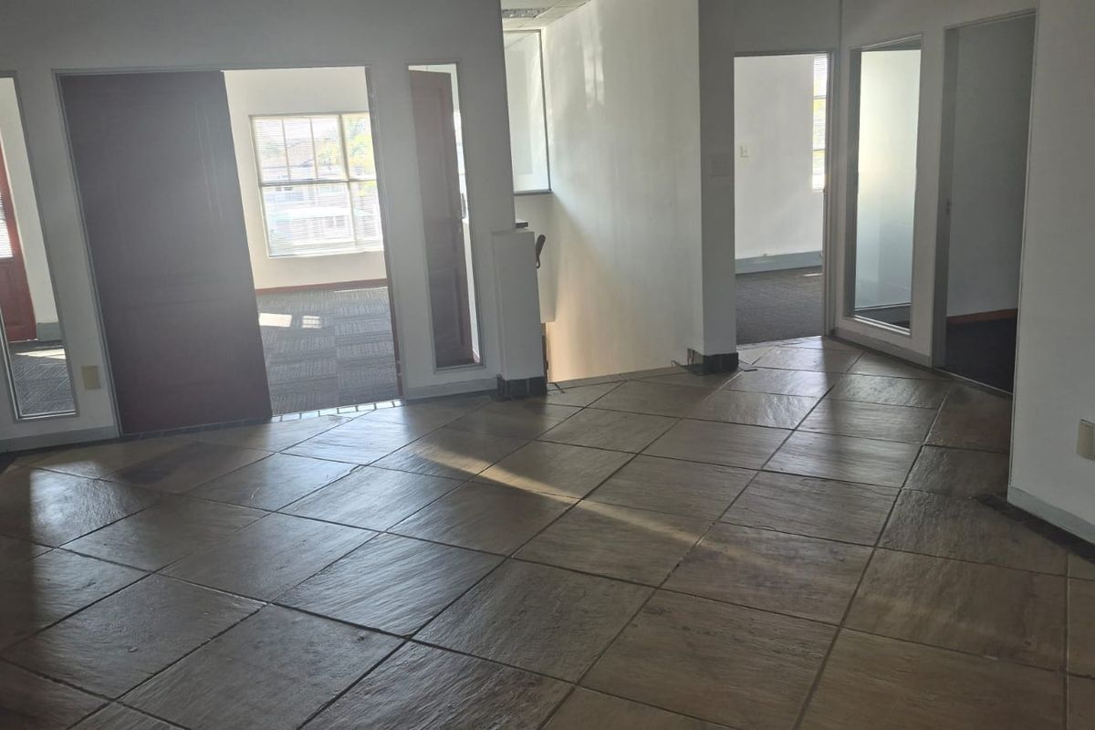 Stand-alone office building for sale in business park, Midrand - Photo 5