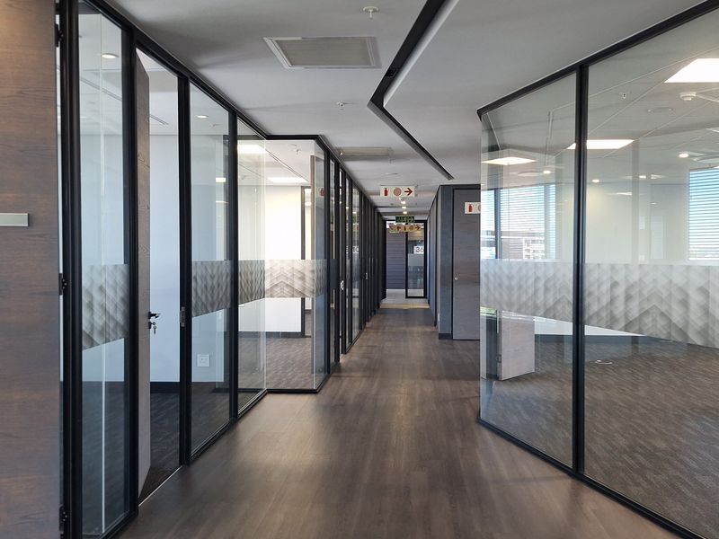 FULLY FITTED P-GRADE OFFICES IN SANDTON CENTRA - Photo 3