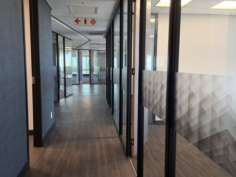 FULLY FITTED P-GRADE OFFICES IN SANDTON CENTRA - Photo 6