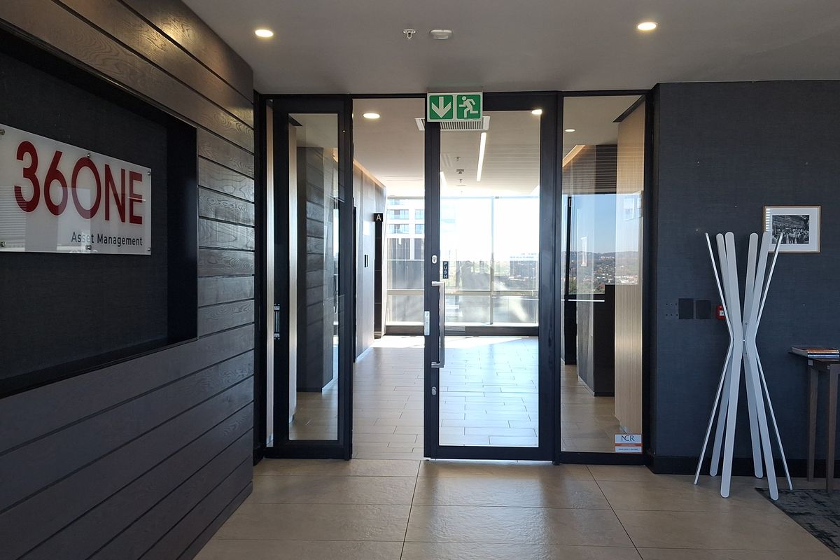 FULLY FITTED P-GRADE OFFICES IN SANDTON CENTRA - Photo 5