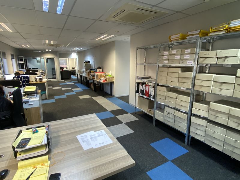 262m2 A-Grade Ground Floor Suite For Sale in Fourways - Photo 10