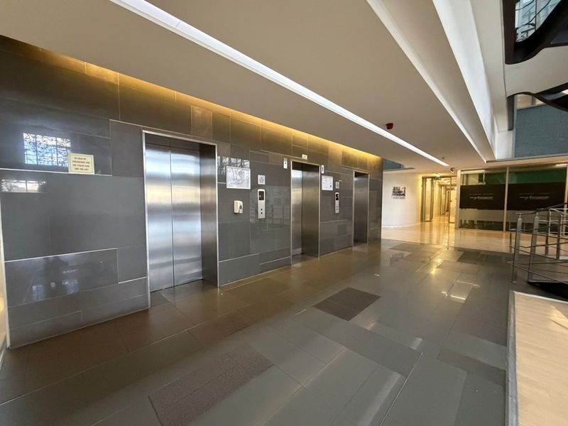 Prime Ground Floor Office Space To Let | 25 Wellington Road, Parktown - Photo 9