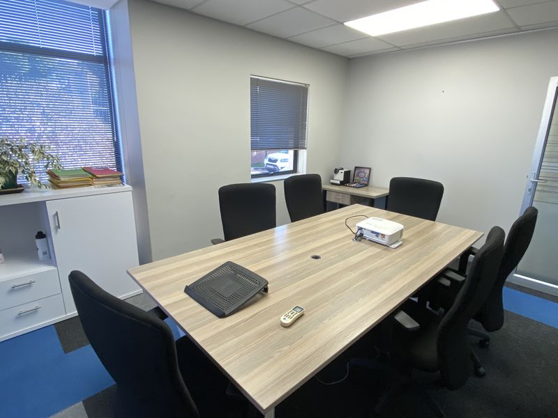 262m2 A-Grade Suite to Let in Fourways - Photo 10
