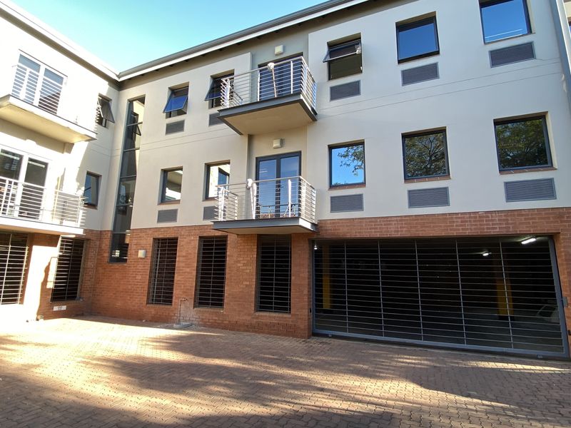 262m2 A-Grade Suite to Let in Fourways - Photo 3
