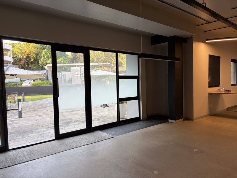 AAA Graded air-conditioned offices to rent in Hyde ark - Photo 8