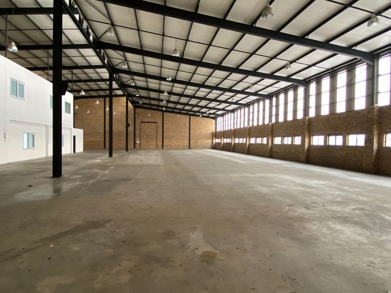 1345m2 Warehouse with Showroom to Let in North Riding - Photo 10