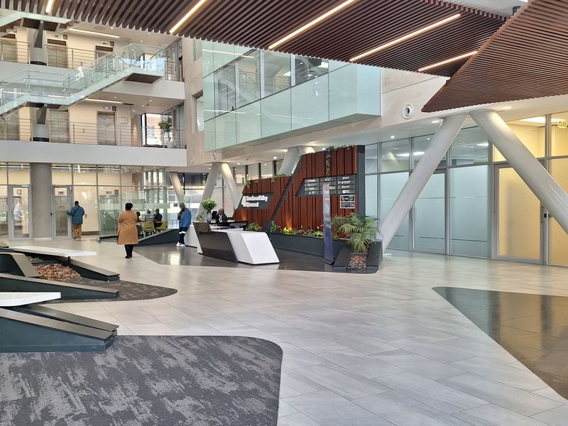 PRESTIGIOUS FITTED 982sqm LEGAL OFFICES IN SANDTON - Photo 2