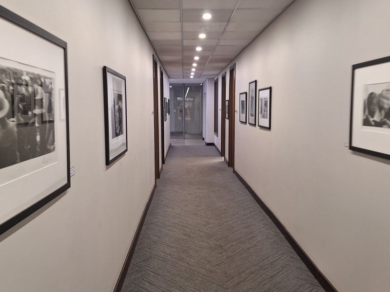 PRESTIGIOUS FITTED 982sqm LEGAL OFFICES IN SANDTON - Photo 6