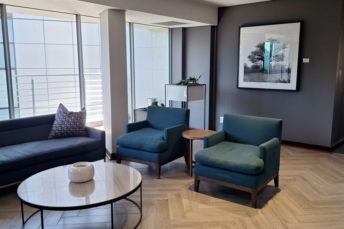 PRESTIGIOUS FITTED 982sqm LEGAL OFFICES IN SANDTON - Photo 3