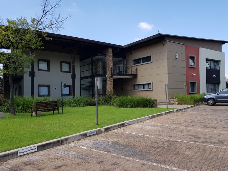 161sqm OFFICE FO SALE IN PAULSHOF - Photo 2