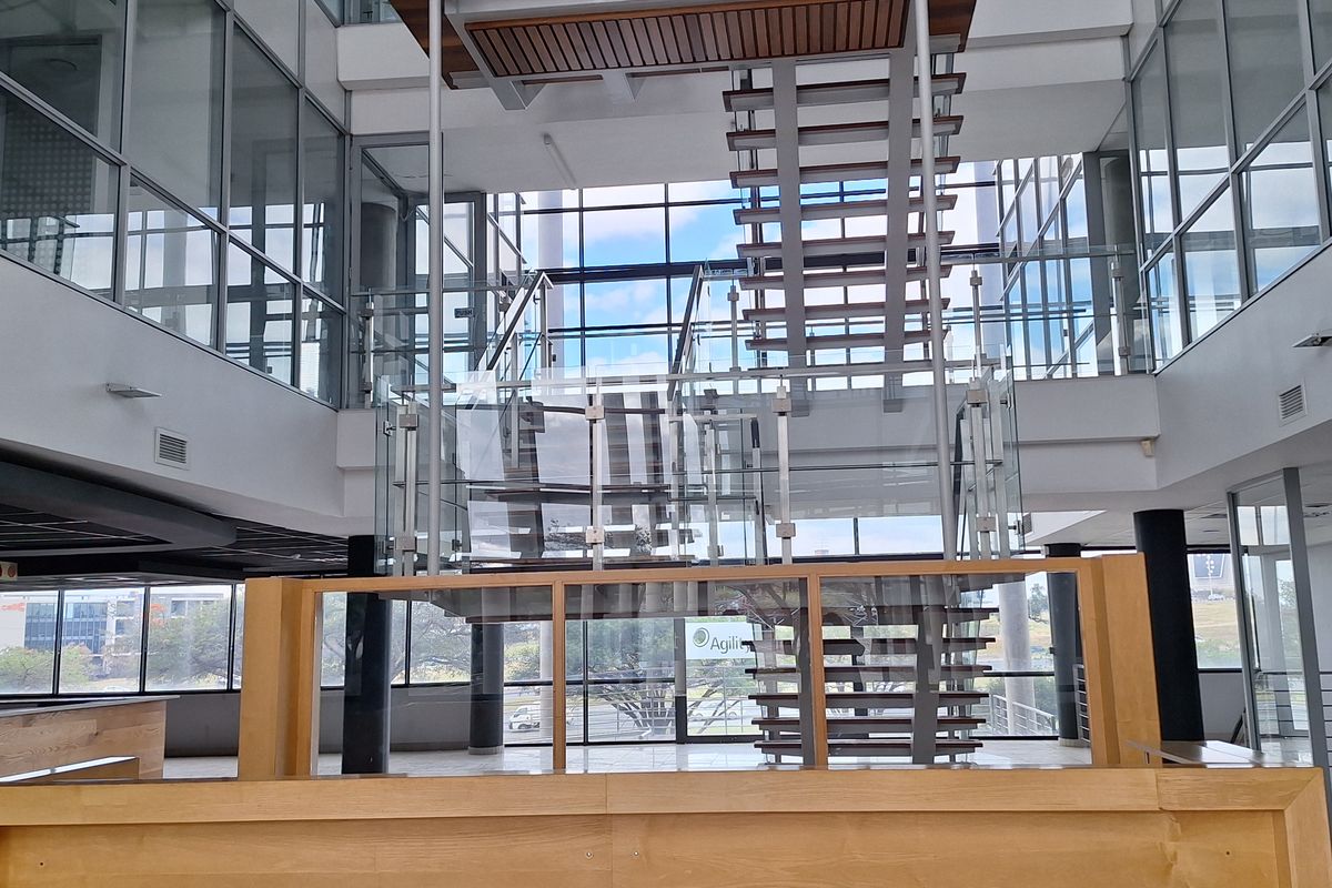 LANDMARK CORPOATE OFFICE IN WOODMEAD - Photo 5