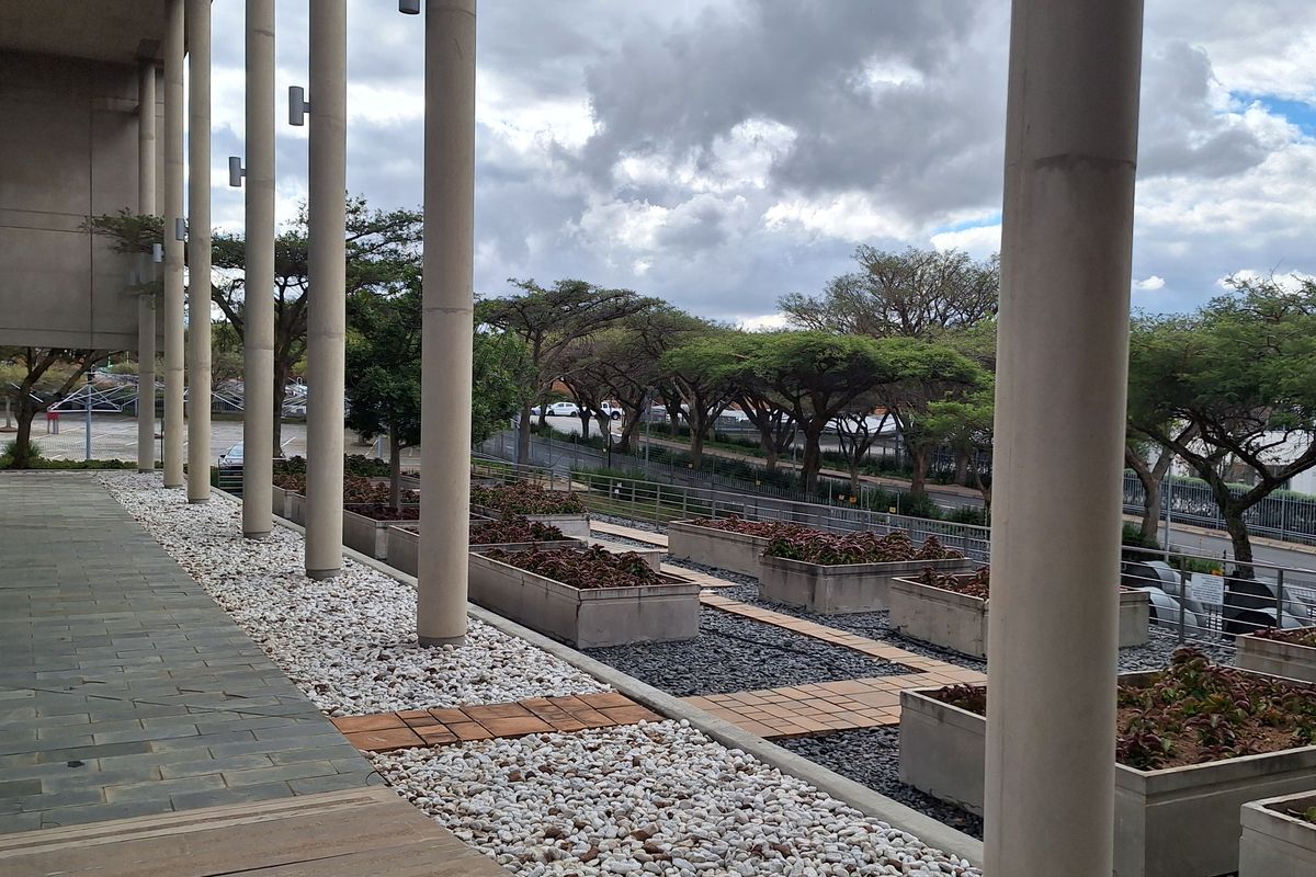 LANDMARK CORPOATE OFFICE IN WOODMEAD - Photo 4