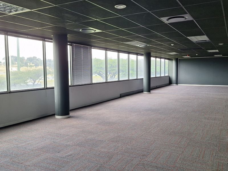 LANDMARK CORPOATE OFFICE IN WOODMEAD - Photo 10