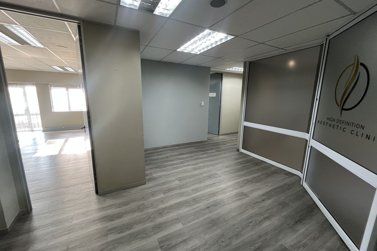 Modern Ground Floor Office Suite To Let- Bryanston - Photo 5