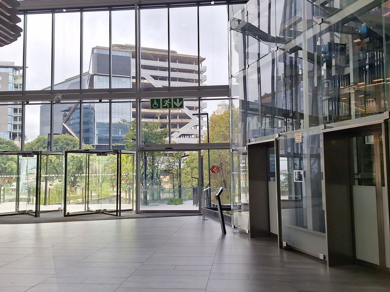 1710sqm PREMIUM OFFICE TO LET IN SANTON CBD - Photo 2
