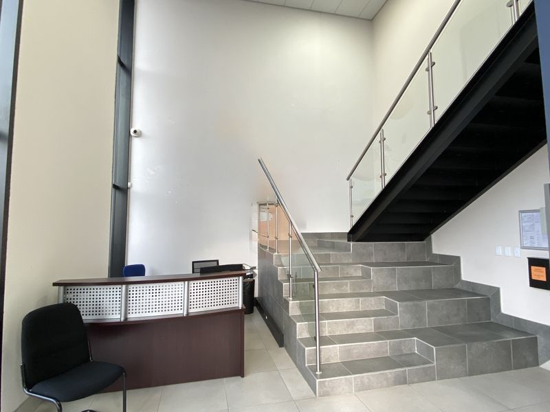 Warehouse Rental Monthly In Randburg - Photo 2